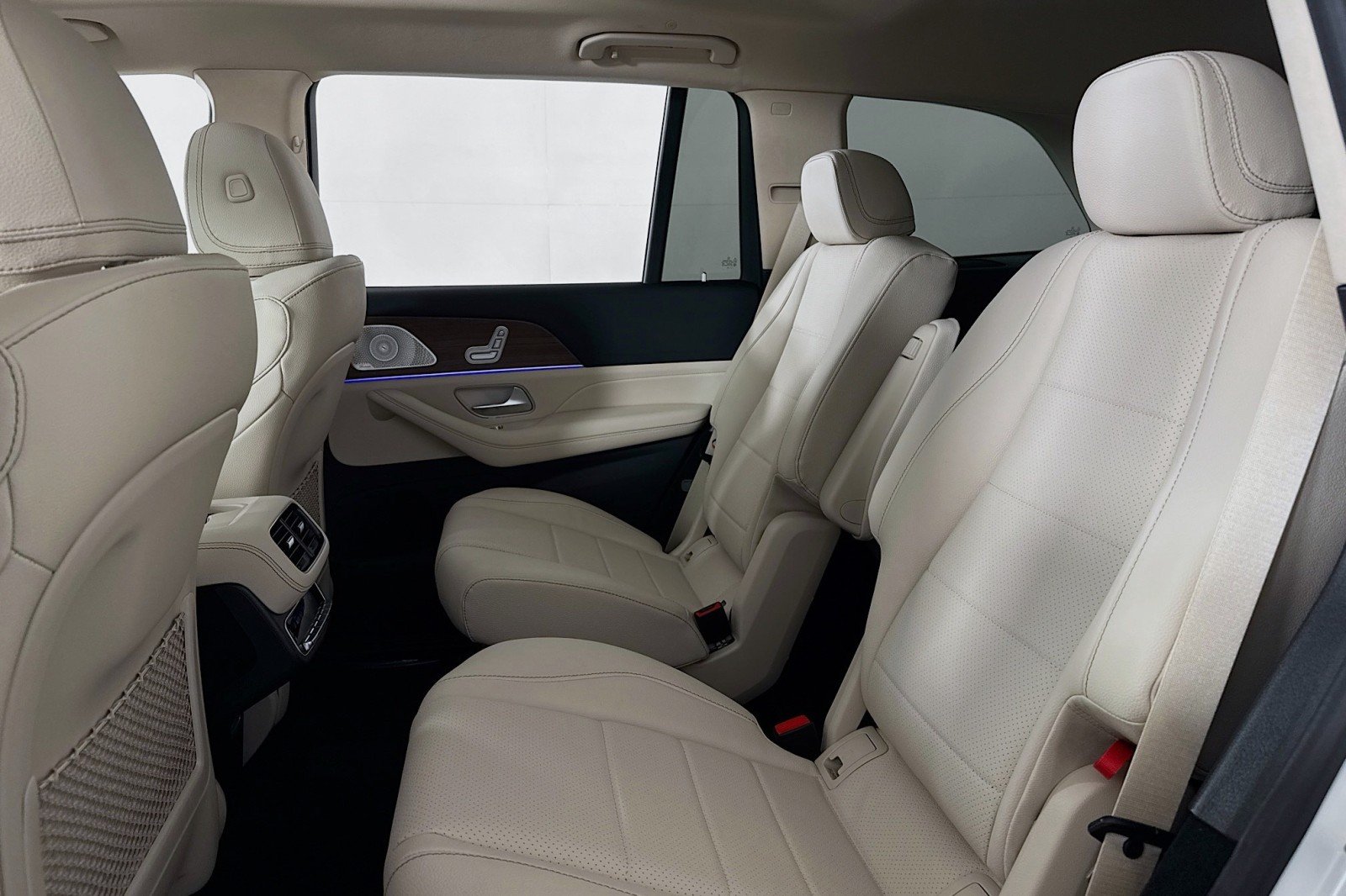 New 2026 Polar White Mercedes-Benz GLS 450 4MATIC® SUV image 7