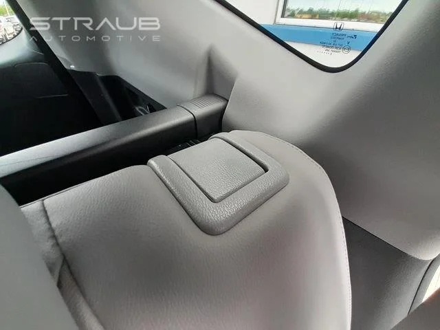 Used 2022 Lunar Silver Metallic Honda TOURING AWD image 46
