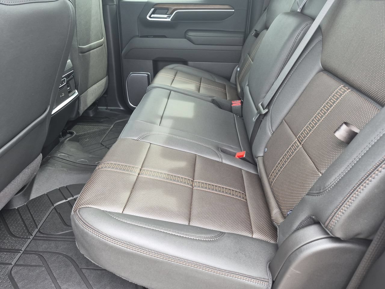 New 2026 Sterling Gray Metallic Chevrolet High Country image 24