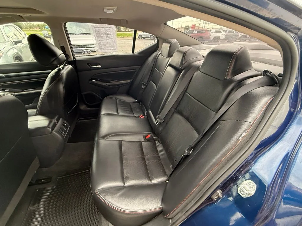Used 2023 Blue Nissan 2.0 SR image 11