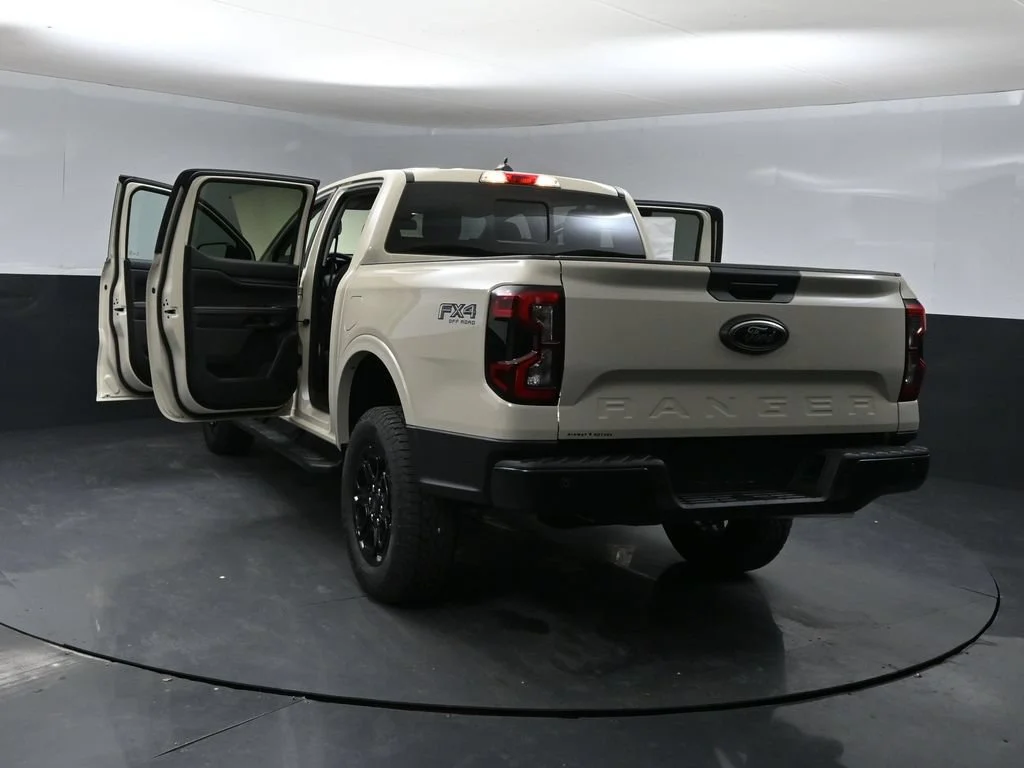 New 2026 Beige Ford XLT image 39