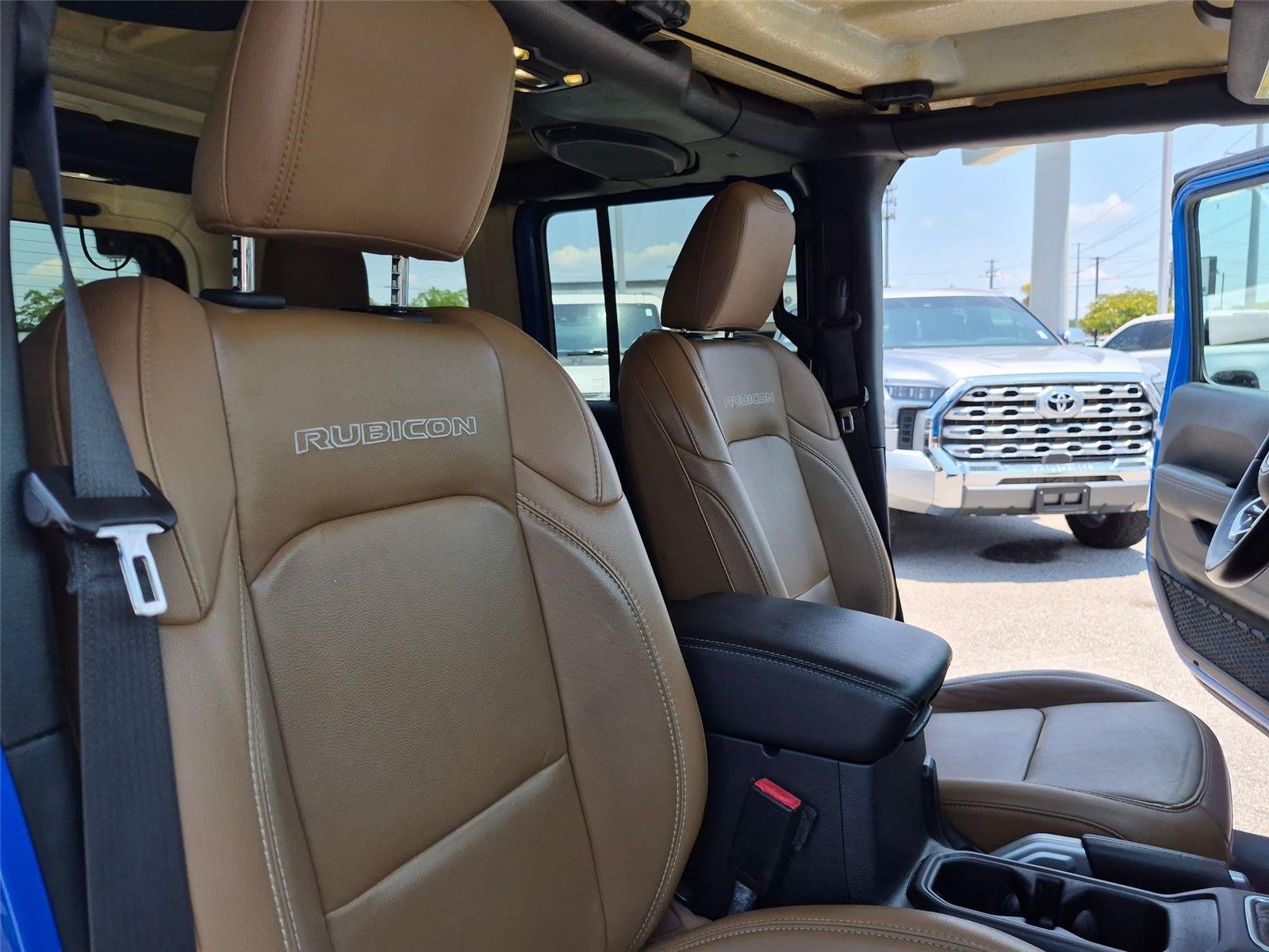 Used 2021 Hydro Blue Pearlcoat Jeep Unlimited Rubicon image 32