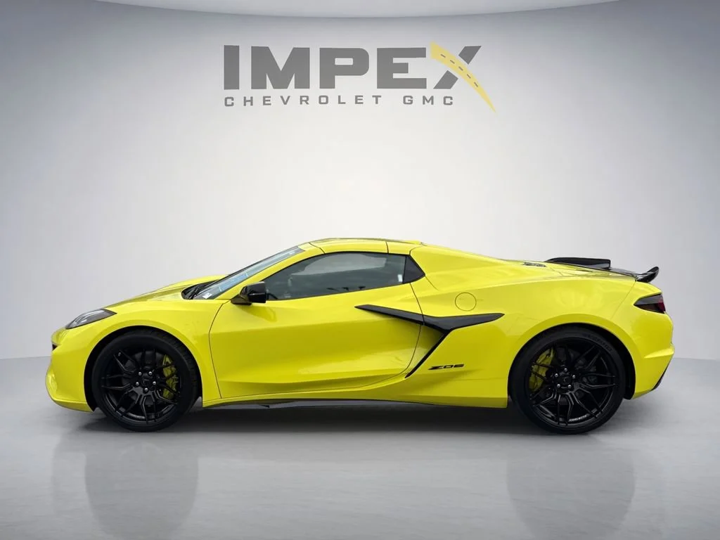 Used 2024 Accelerate Yellow Metallic Chevrolet 3LZ image 2