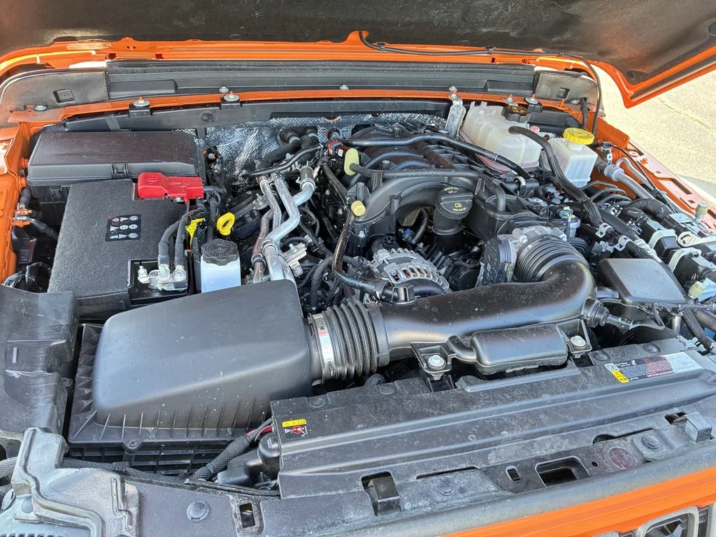 Used 2025 Orange Jeep Rubicon image 13