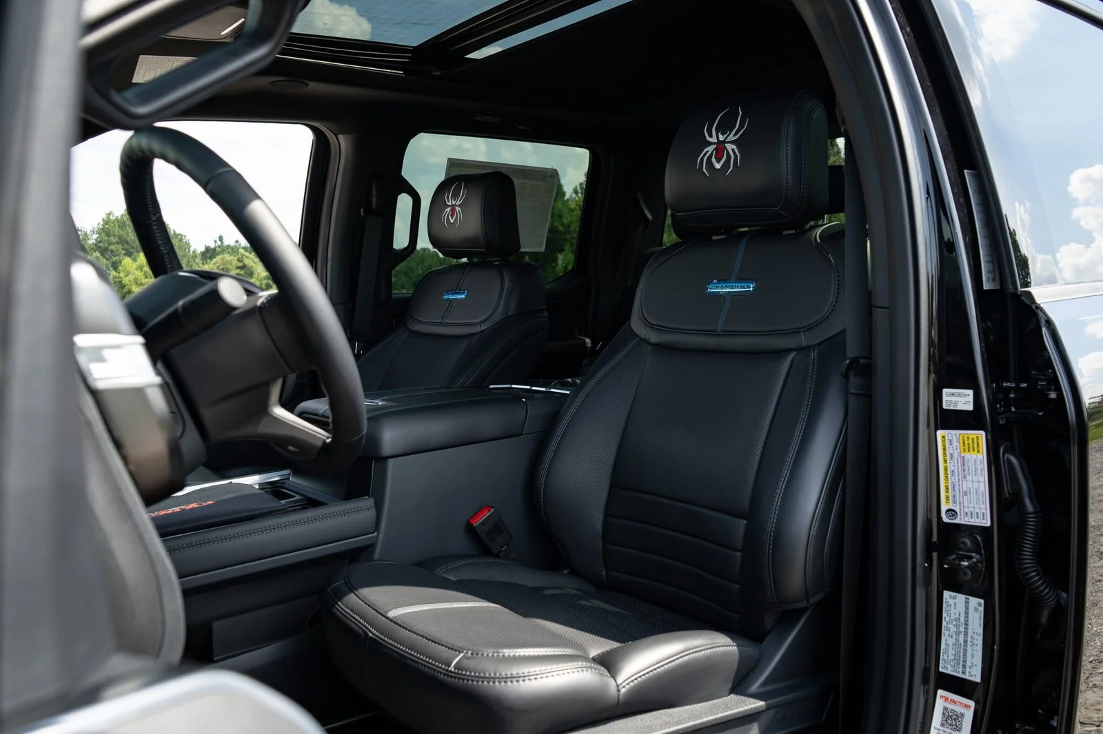 New 2026 Agate Black Metallic Ford F-350® Platinum® image 31