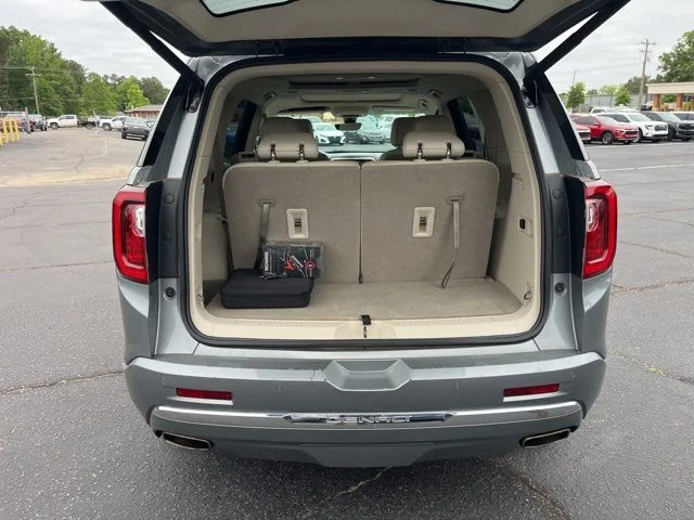 Used 2023 Silver GMC Denali image 37