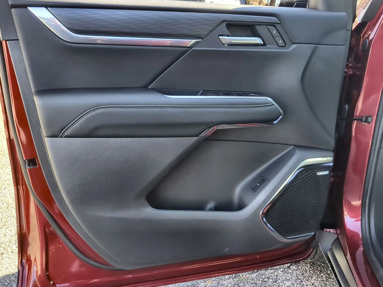 New 2026 Volcanic Red Tintcoat GMC Elevation image 22
