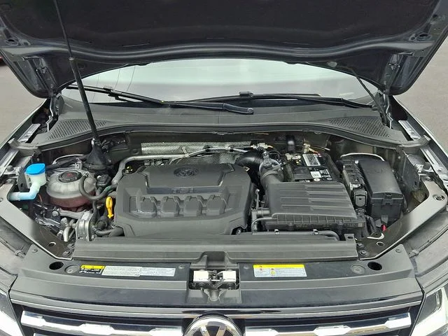Used 2021 Gray Volkswagen 2.0T S image 29