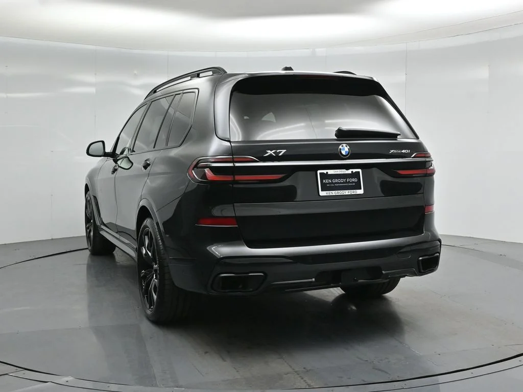 Used 2026 Black BMW xDrive40i image 30