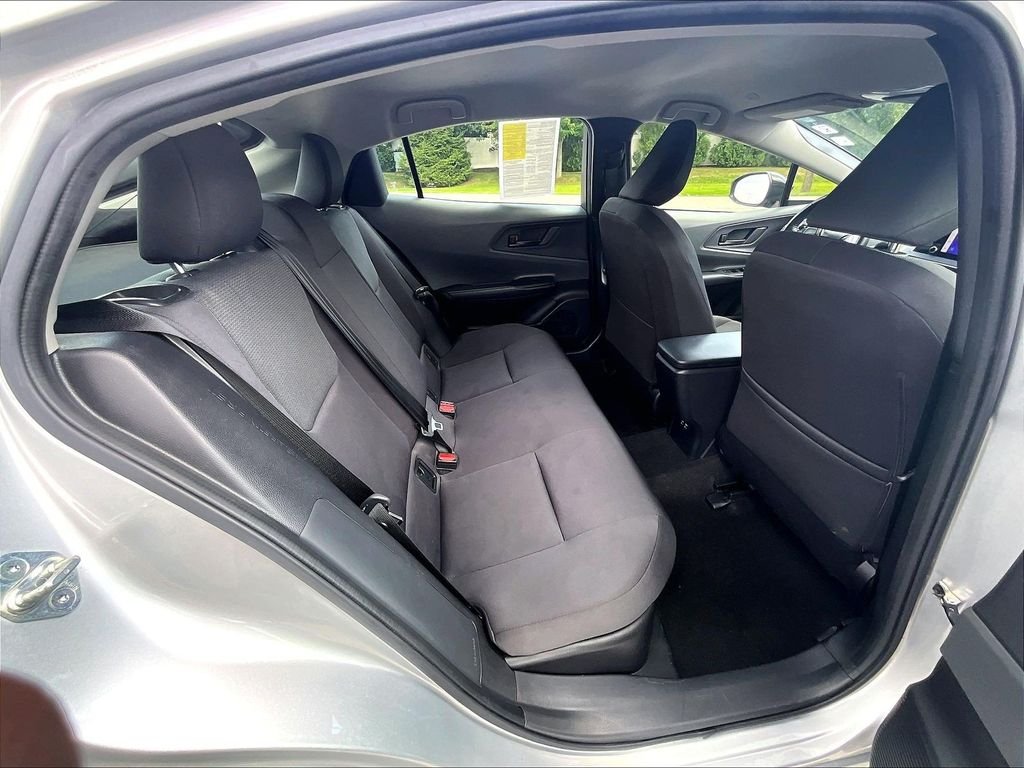 Used 2023  Toyota LE image 16