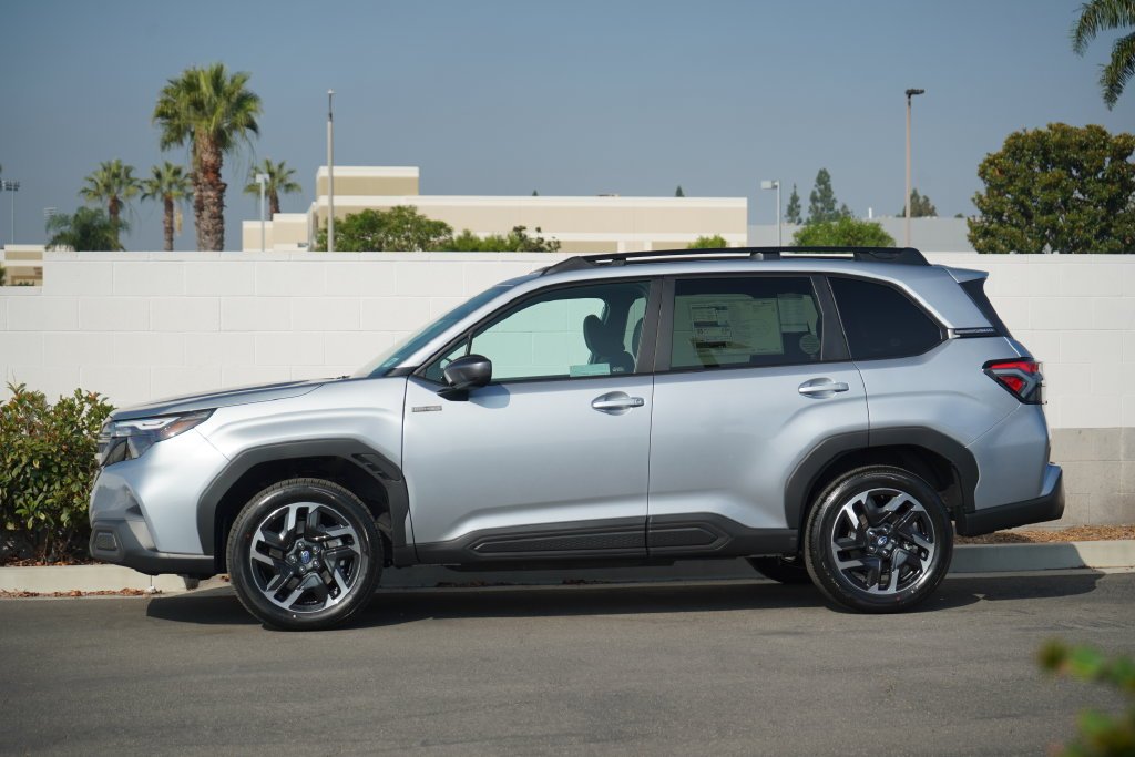 New 2026 ICE SILVER METALLIC Subaru Premium Hybrid image 3