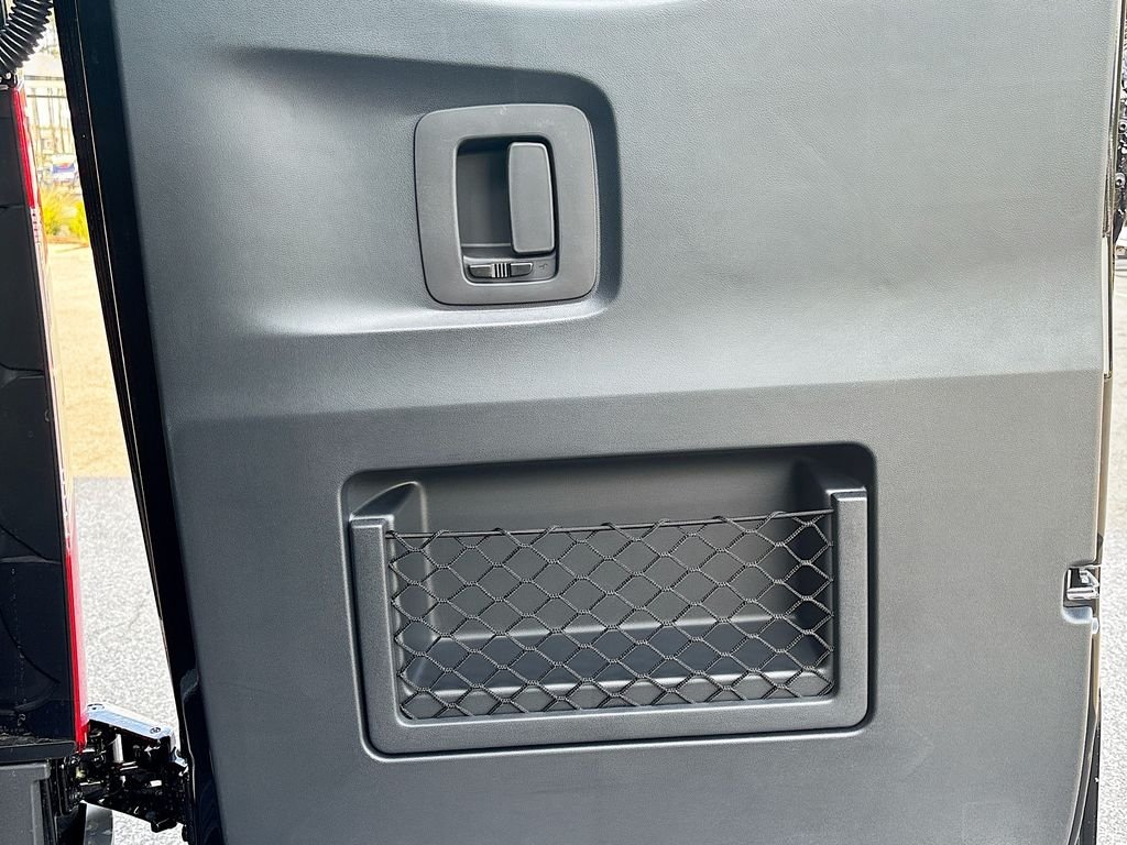 New 2026  Mercedes-Benz Passenger 170 WB image 19