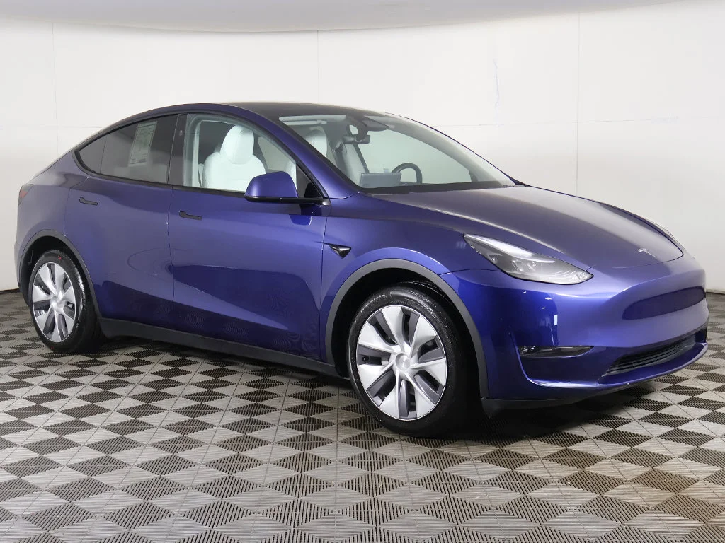 Used 2023 Tesla Model Y Long Range with VIN 7SAYGAEE6PF899261 for sale in Bedford, OH