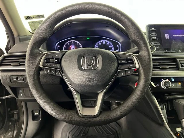Used 2018 Black Honda LX image 19