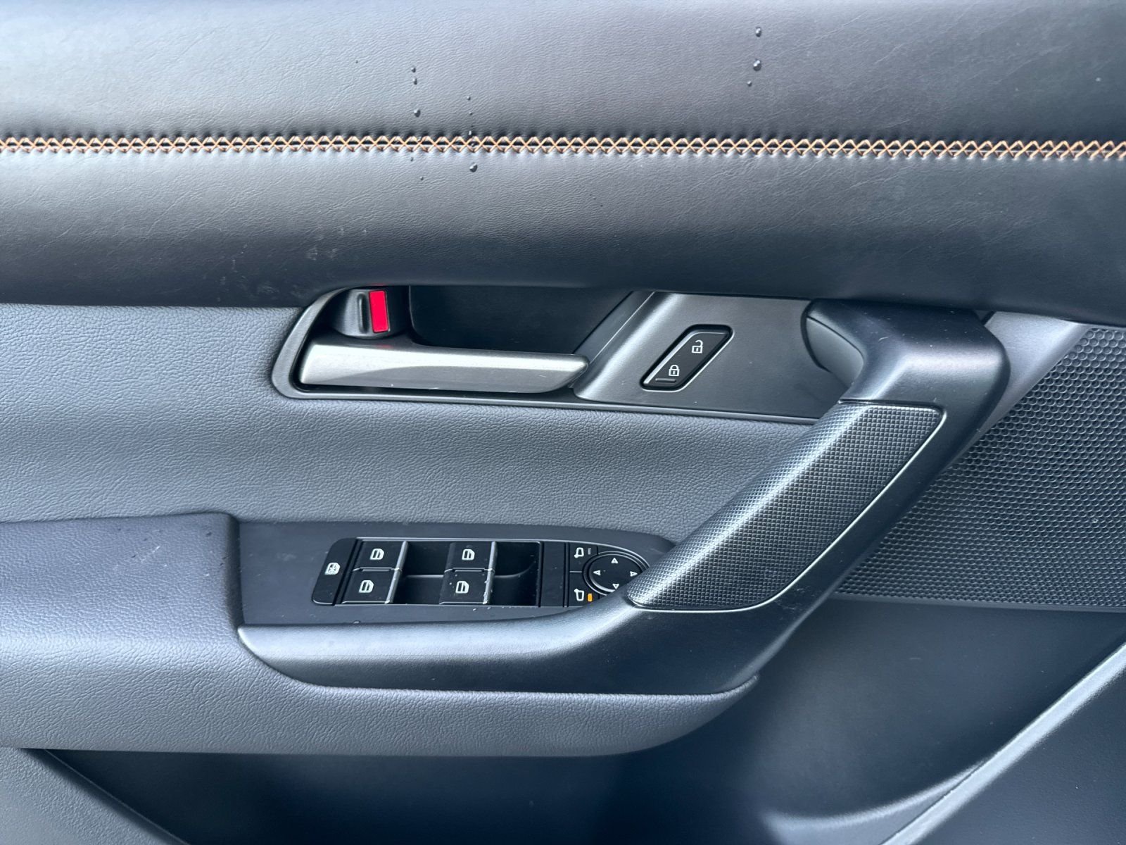 New 2026 Wind Chill Pearl Mazda Premium AWD image 9