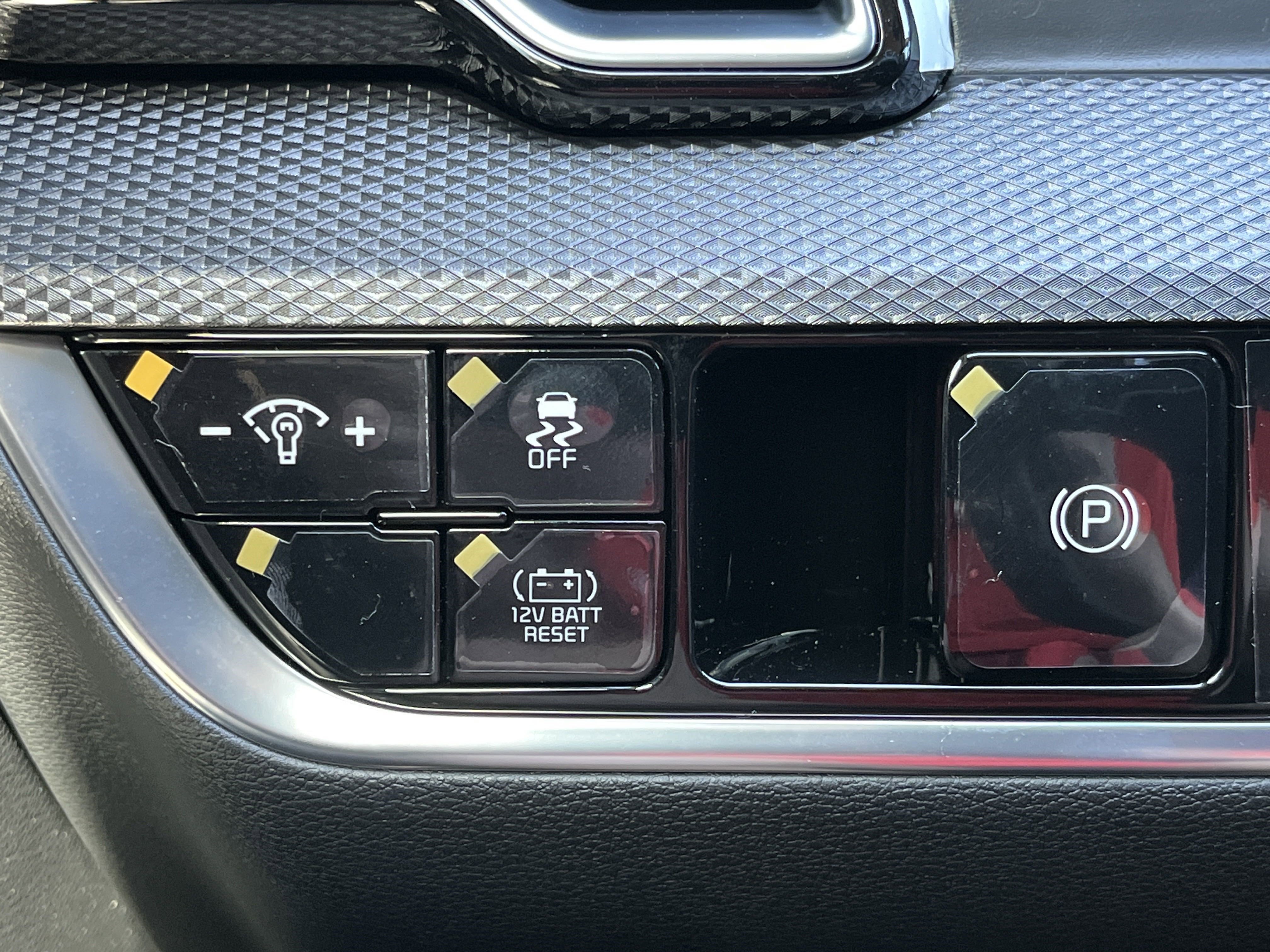 2025 Kia Sportage LX Hybrid - Photo 15