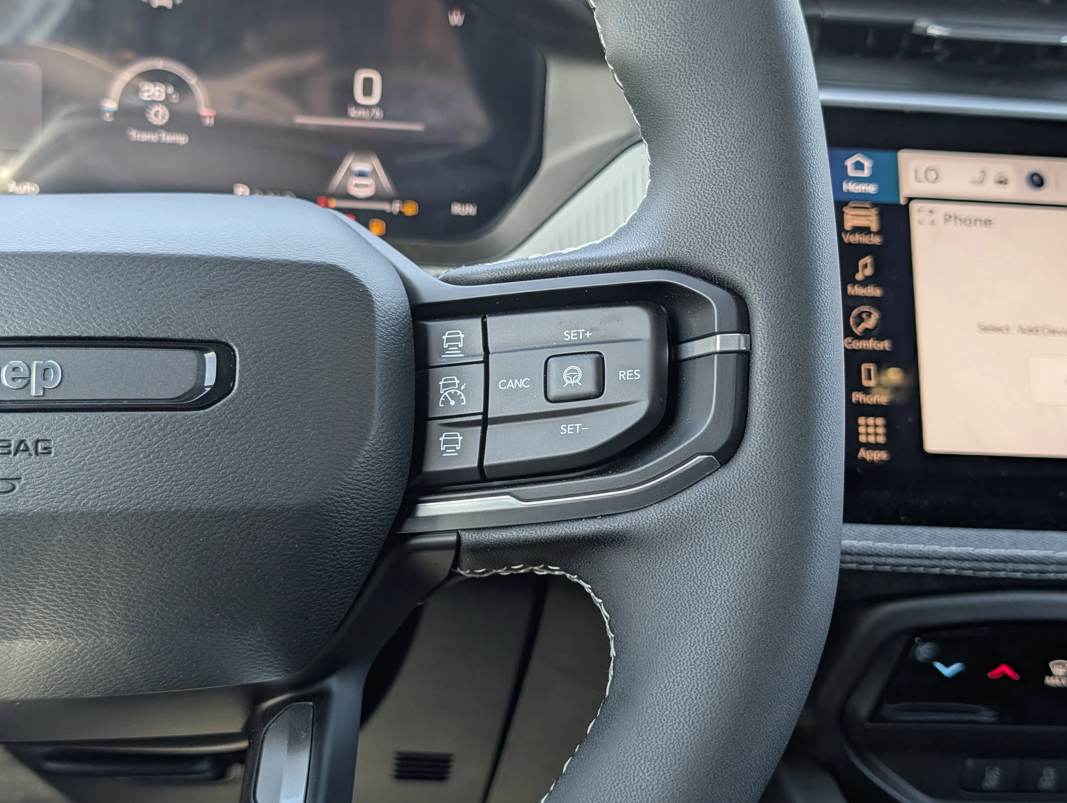 New 2026 Diamond Black Crystal Pearl Jeep Laredo image 25