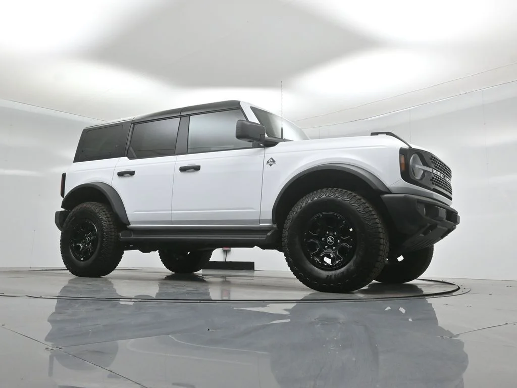 New 2026 Oxford White Ford Outer Banks image 3