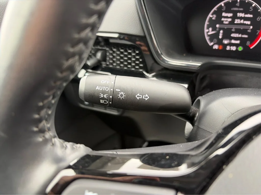 Used 2024 Meteorite Gray Metallic Honda 1.5T AWD EX-L image 15