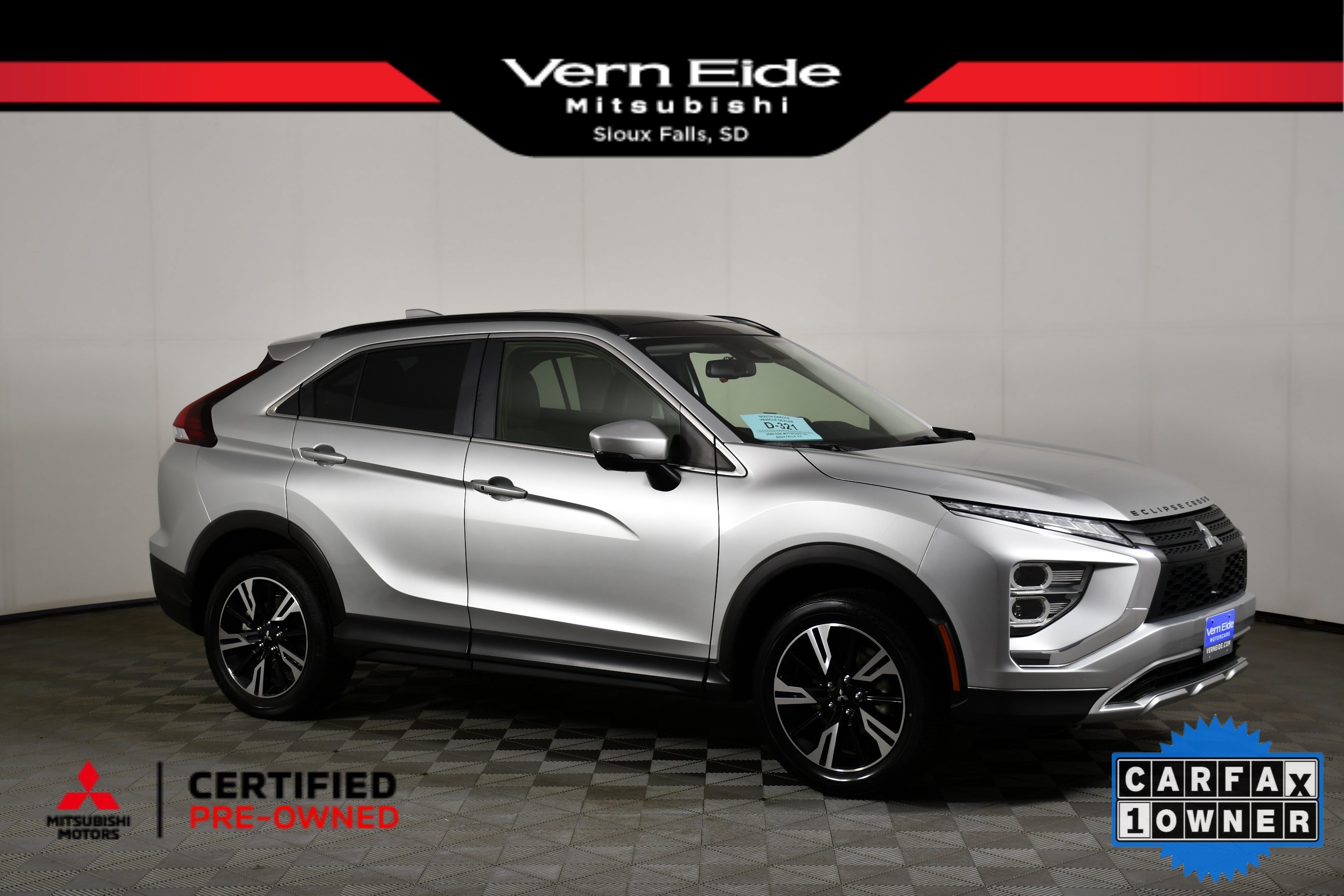 Certified Used 2024 Alloy Silver Metallic Mitsubishi SE image 1