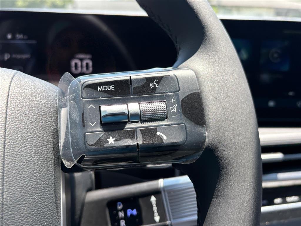 New 2026 Serenity White Pearl Hyundai SE image 38