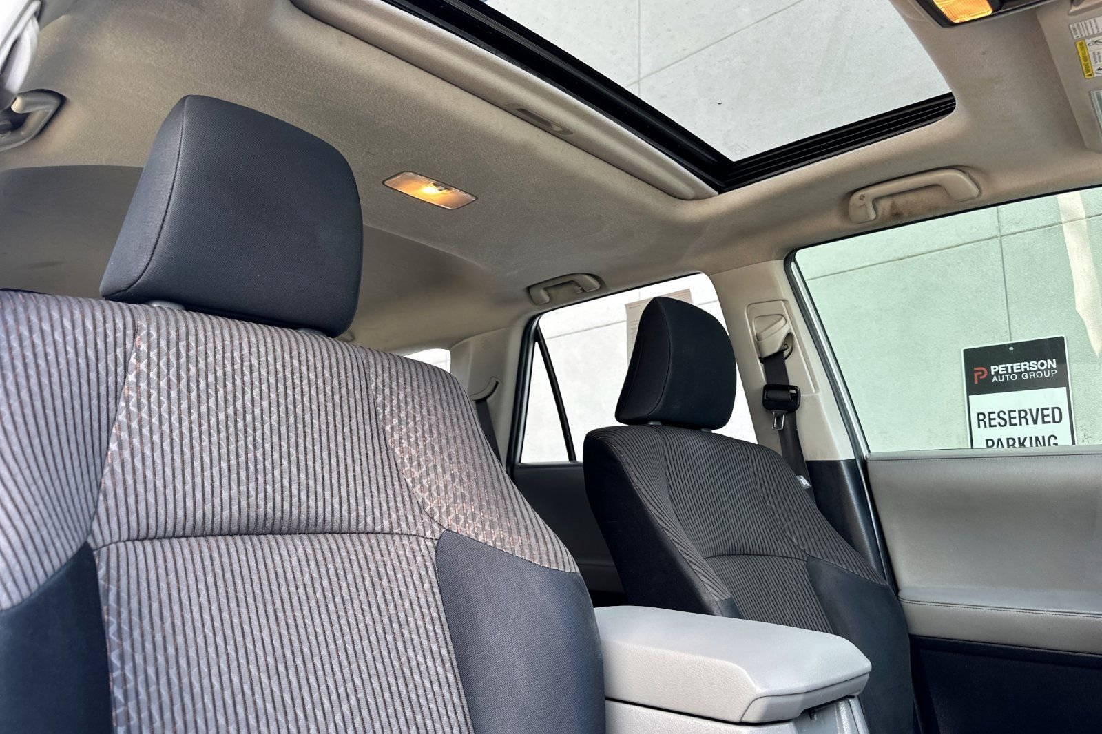 Used 2011 Silver Toyota SR5 image 17