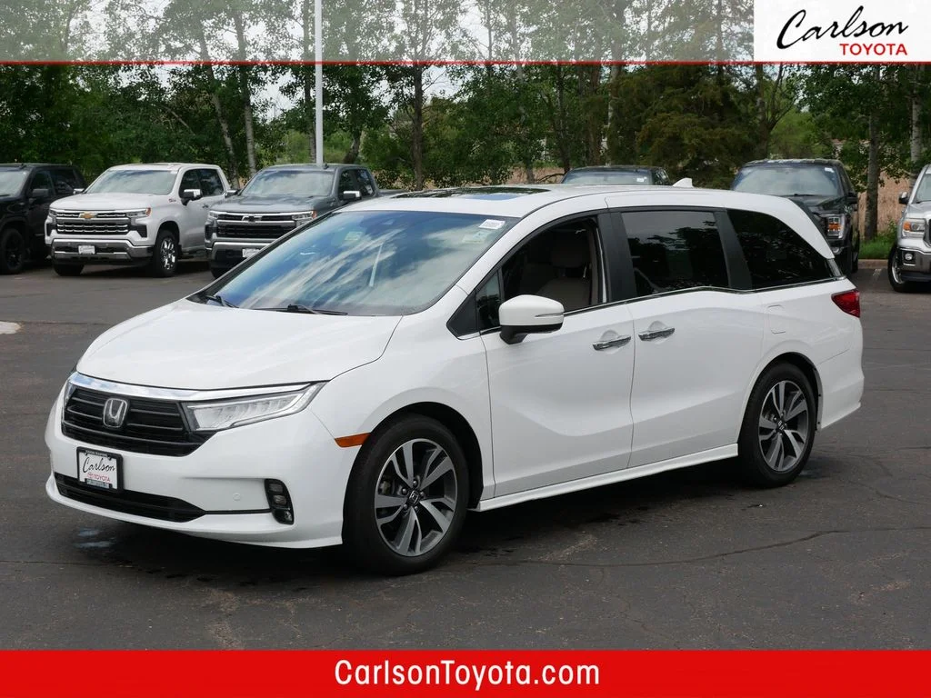2023 Honda Odyssey Touring's photo