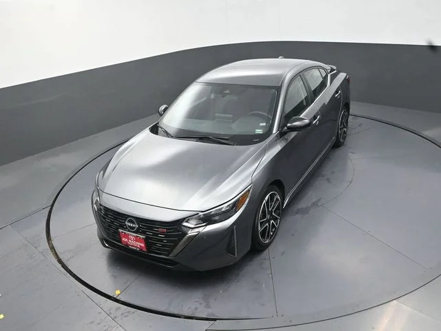 Used 2025 Gray Nissan SR image 25