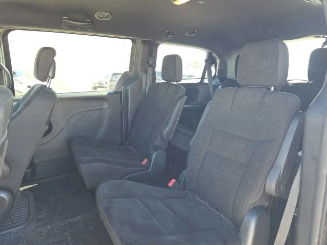 Used 2018 Gray Dodge SE Plus image 8