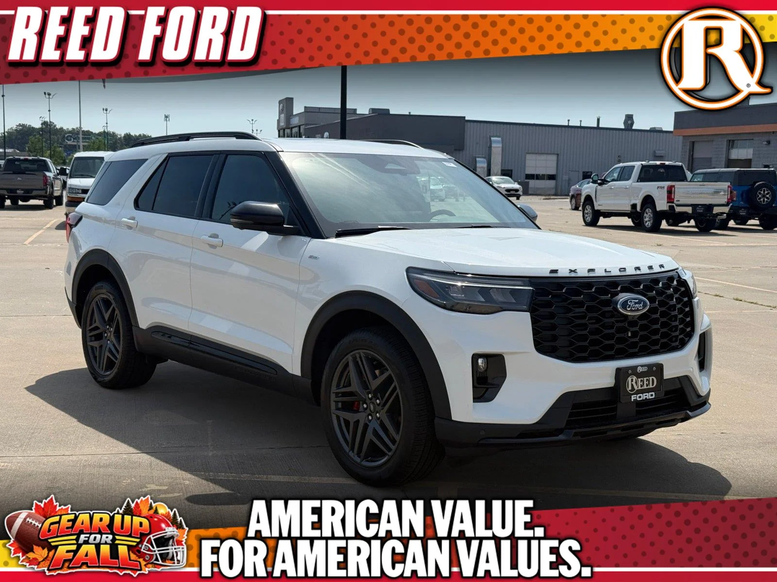 New 2026 Star White Metallic Tri-Coat Ford ST-Line image 1