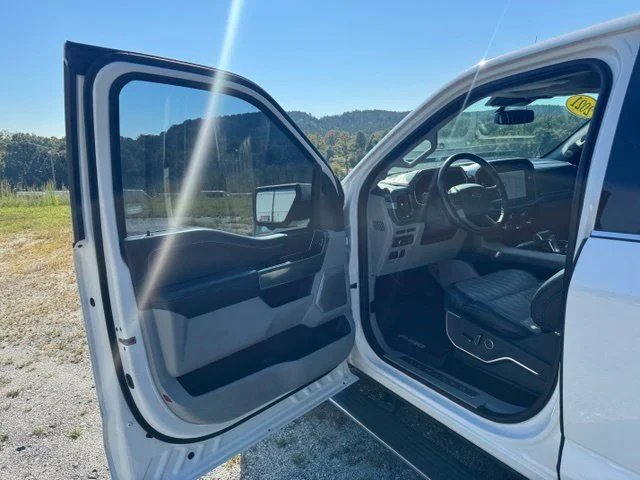 Used 2021 White Ford Limited image 11