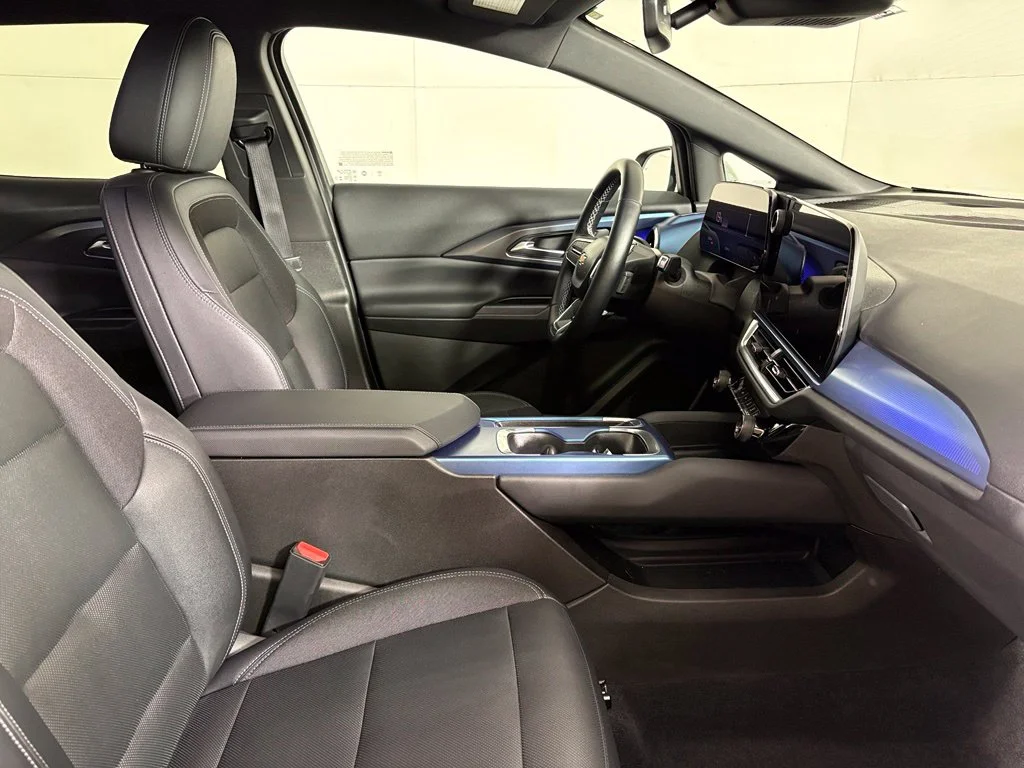 Used 2024 White Chevrolet LT image 14
