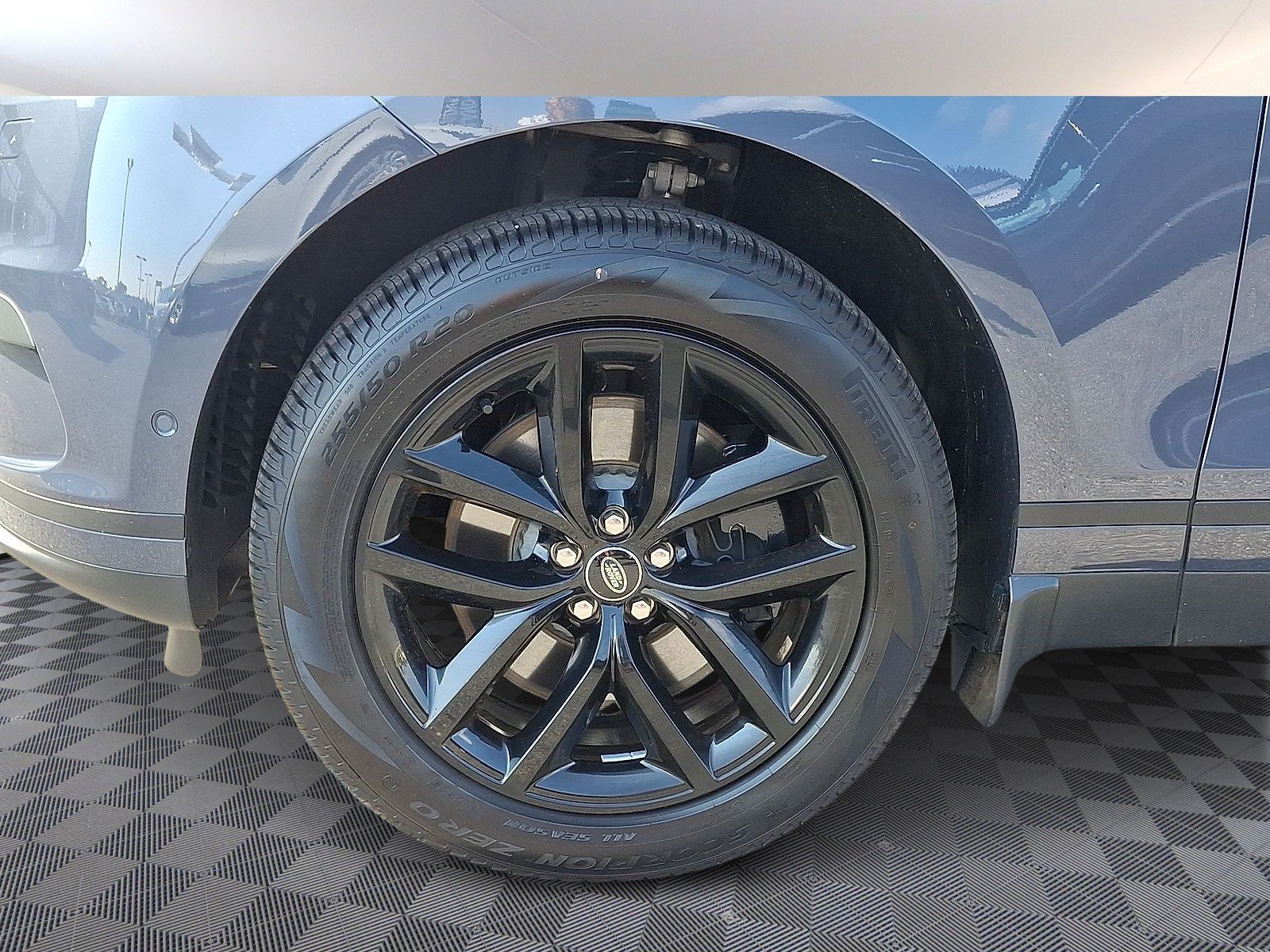 Used 2026 Varesine Blue Metallic - 1EH Land Rover S image 2