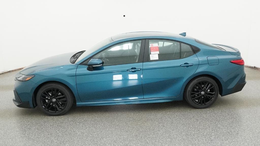 New 2026 Ocean Gem Toyota SE image 14