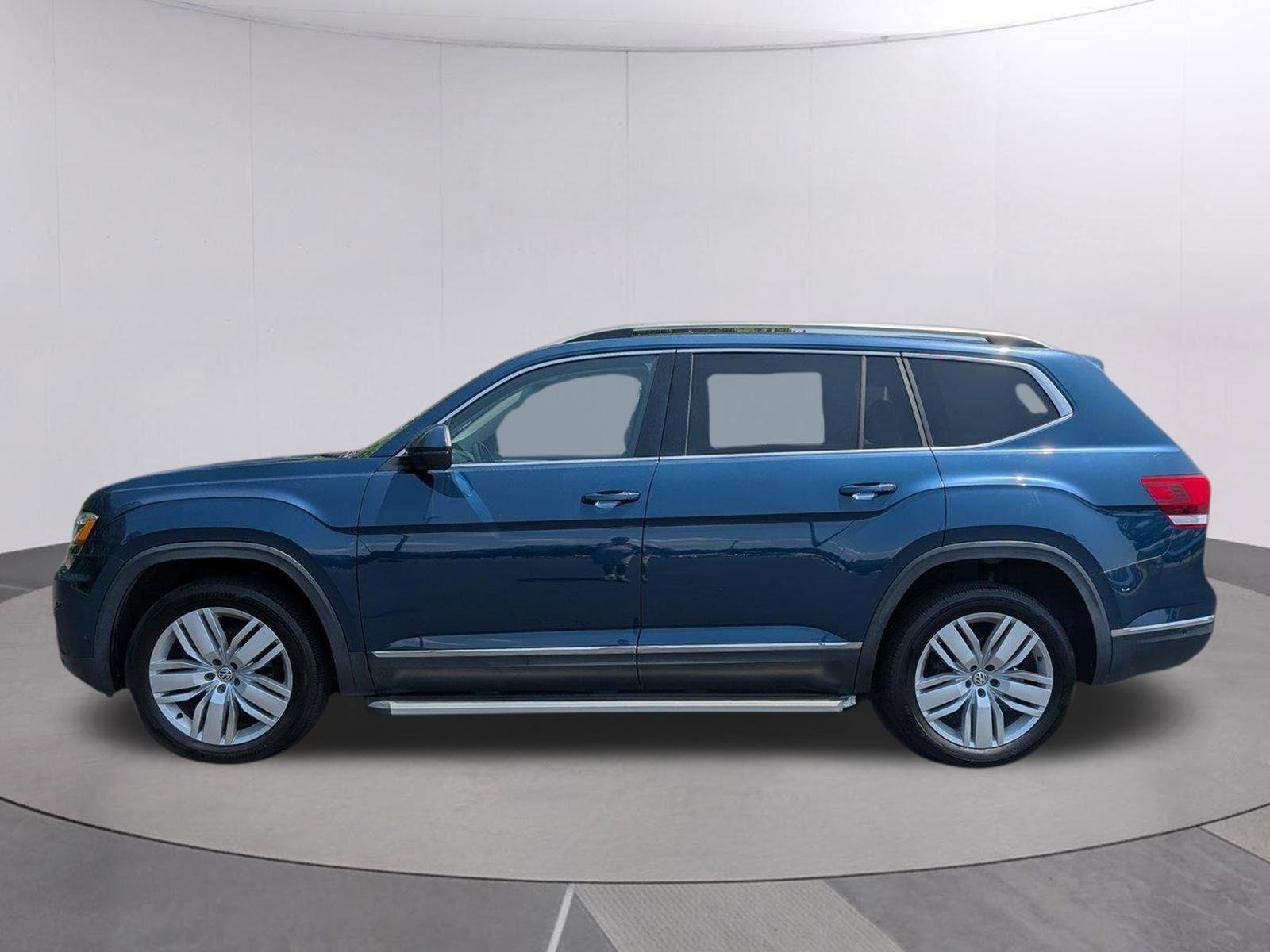 Used 2018 Volkswagen Atlas SEL Premium with VIN 1V2NR2CA8JC529903 for sale in Hattiesburg, MS