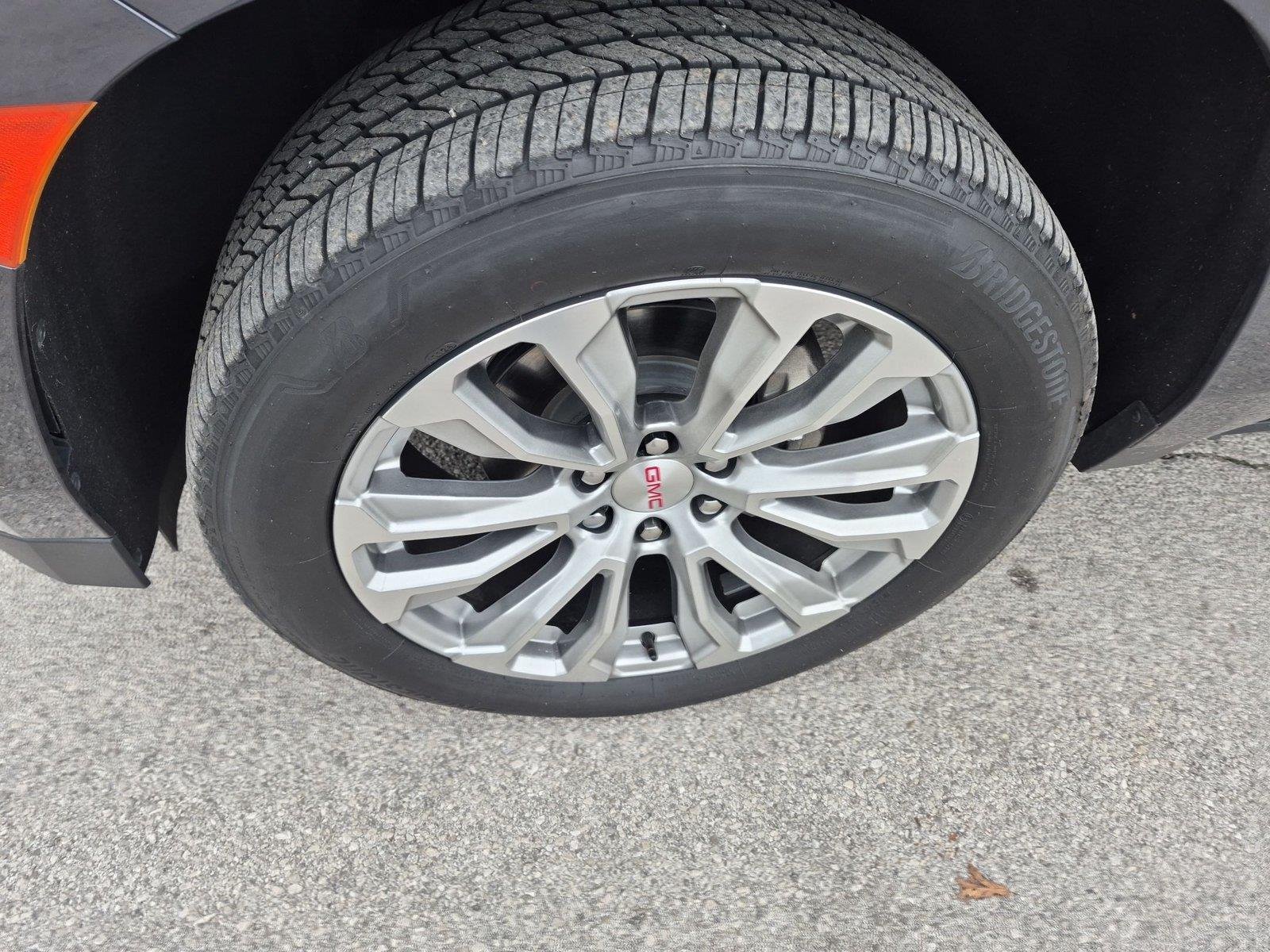 Used 2024 Onyx Black GMC Denali image 10