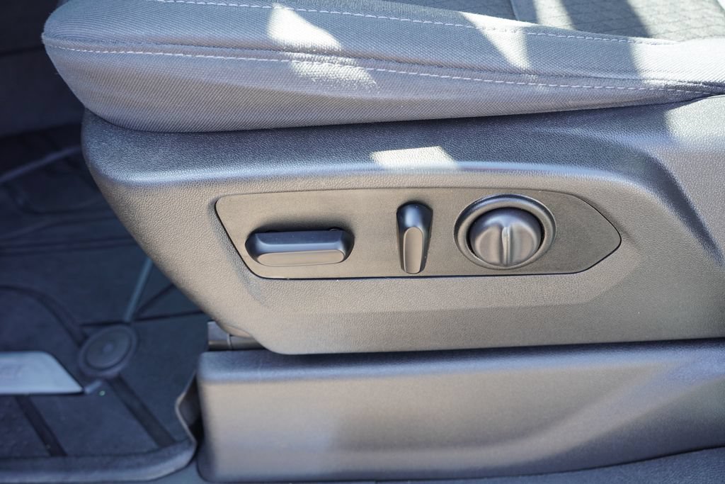 2019 Chevrolet Silverado 1500 LT - Photo 23