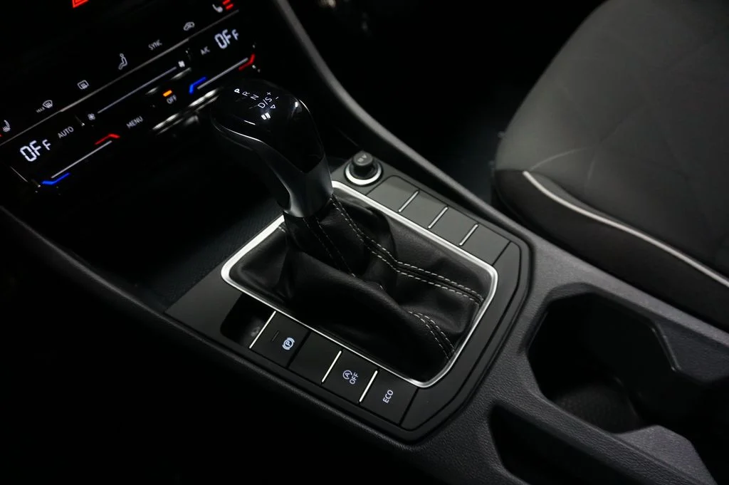 New 2026 Deep Black Volkswagen 1.5T Sport image 16