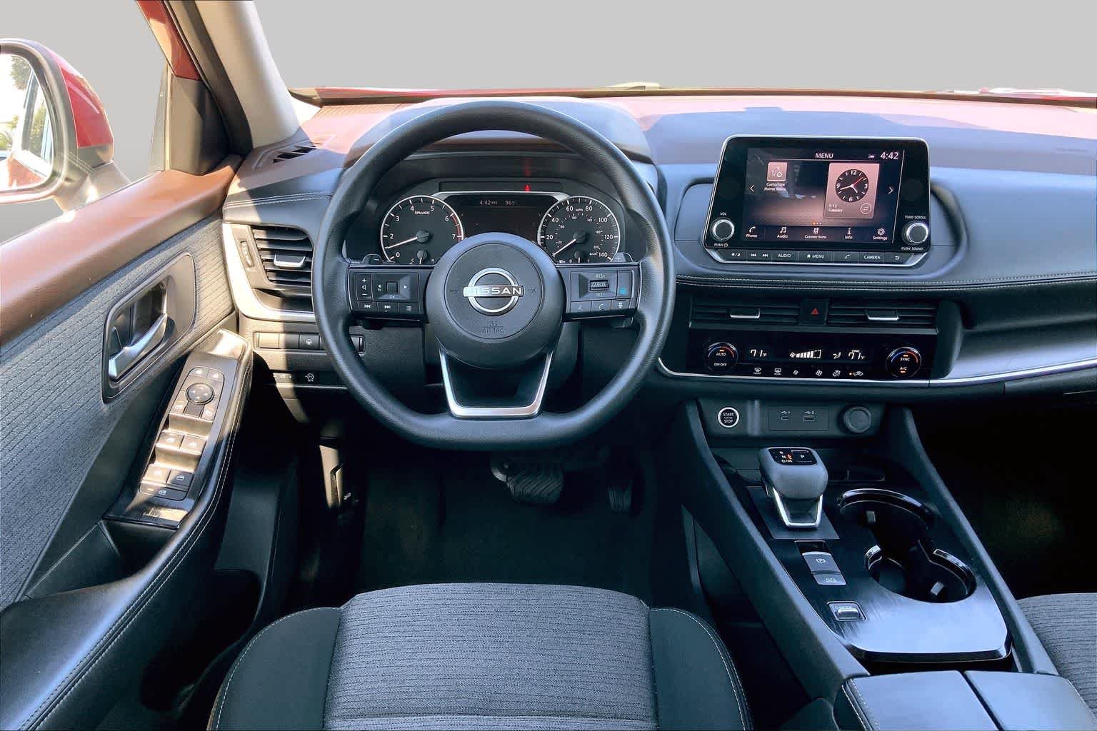 Used 2023 Scarlet Ember Tintcoat Nissan SV image 6