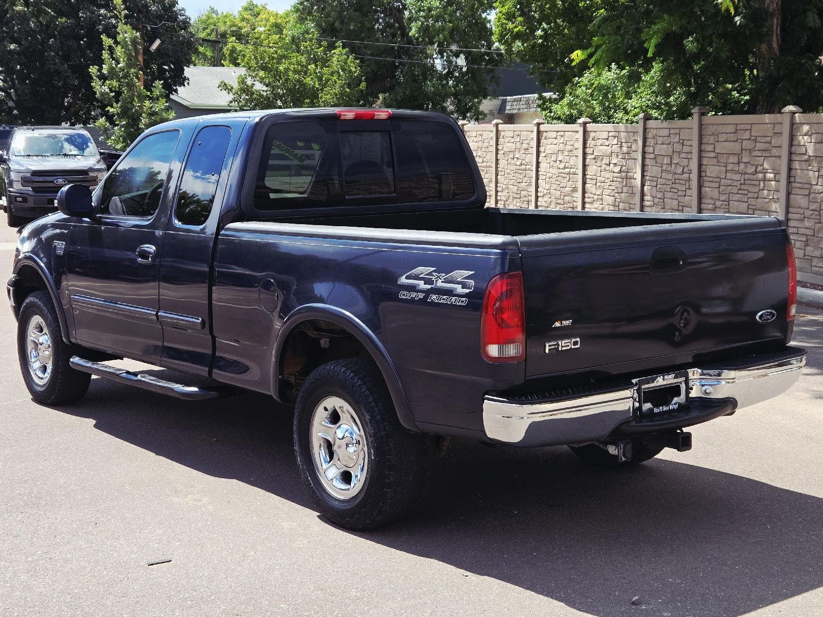Used 1999 BLUE Ford Lariat image 7