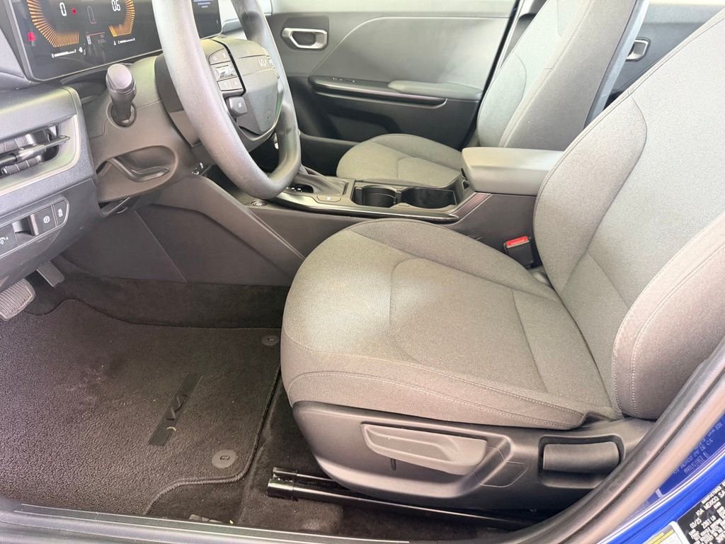 Used 2025 Blue Kia LXS image 13