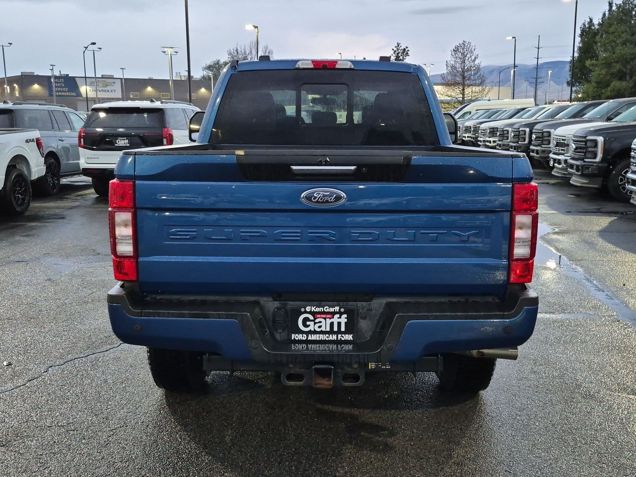 Used 2022 Blue Metallic Ford LARIAT image 4