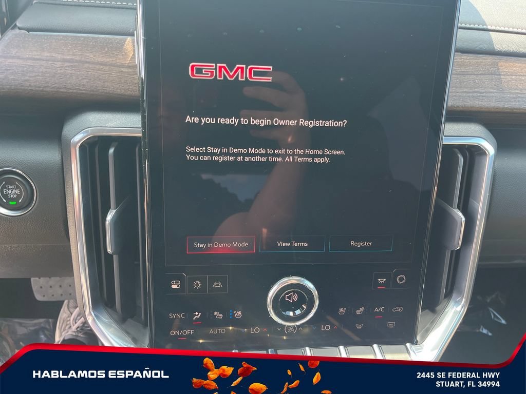 New 2026 Glacier White Tricoat GMC Denali Ultimate image 24