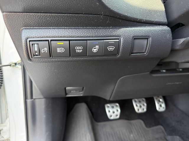 Certified Used 2025 Ice Toyota Premium Plus image 28