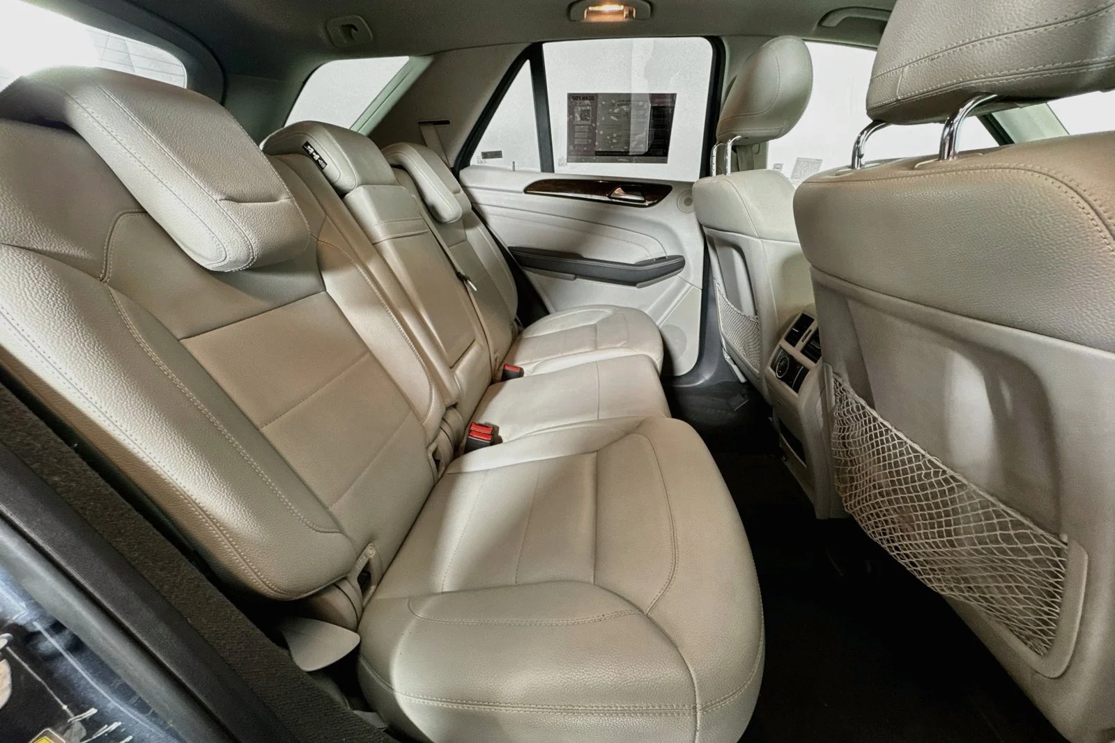 Used 2012 Steel Grey Metallic Mercedes-Benz ML 350 BlueTEC® image 26