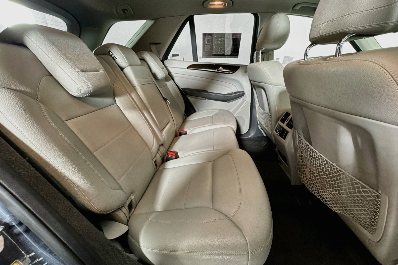 Used 2012 Steel Grey Metallic Mercedes-Benz ML 350 BlueTEC® image 26