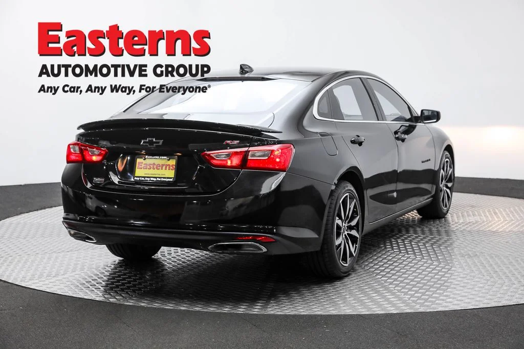 Used 2022 Black Chevrolet RS image 5