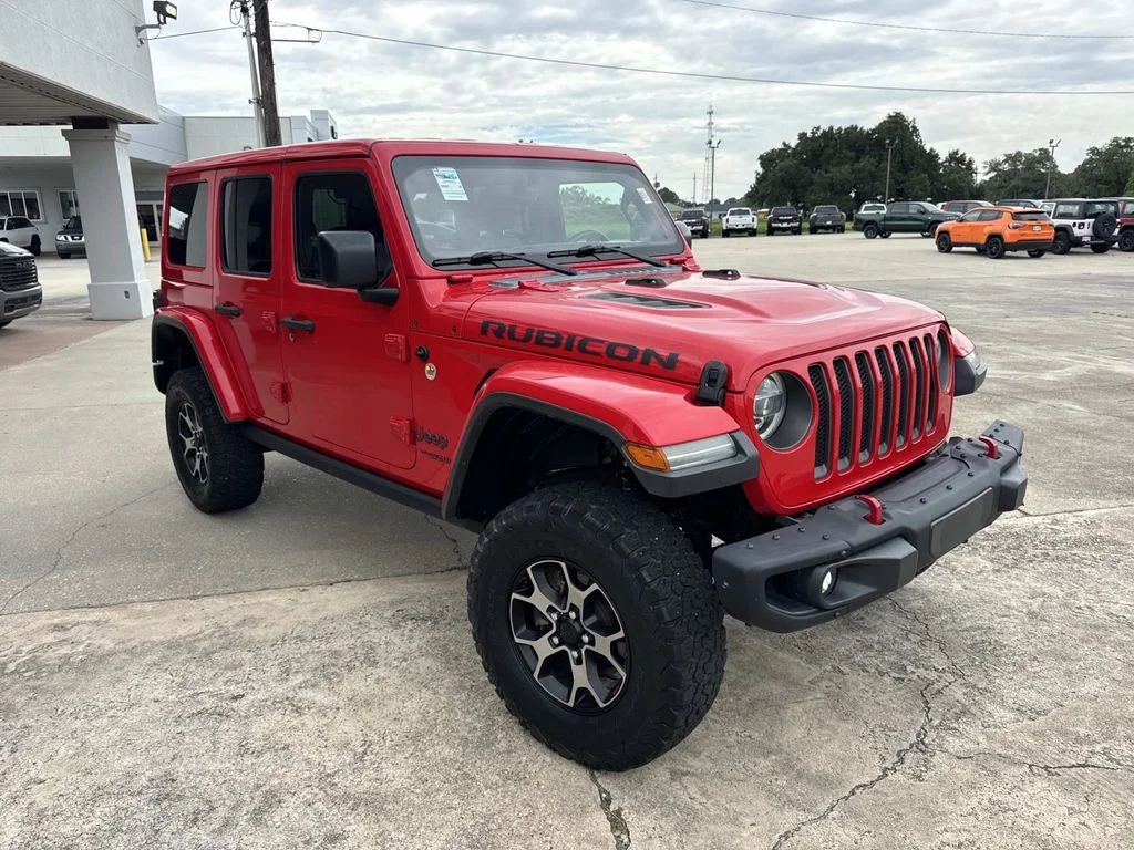 Used 2018 Red Jeep Unlimited Rubicon image 2