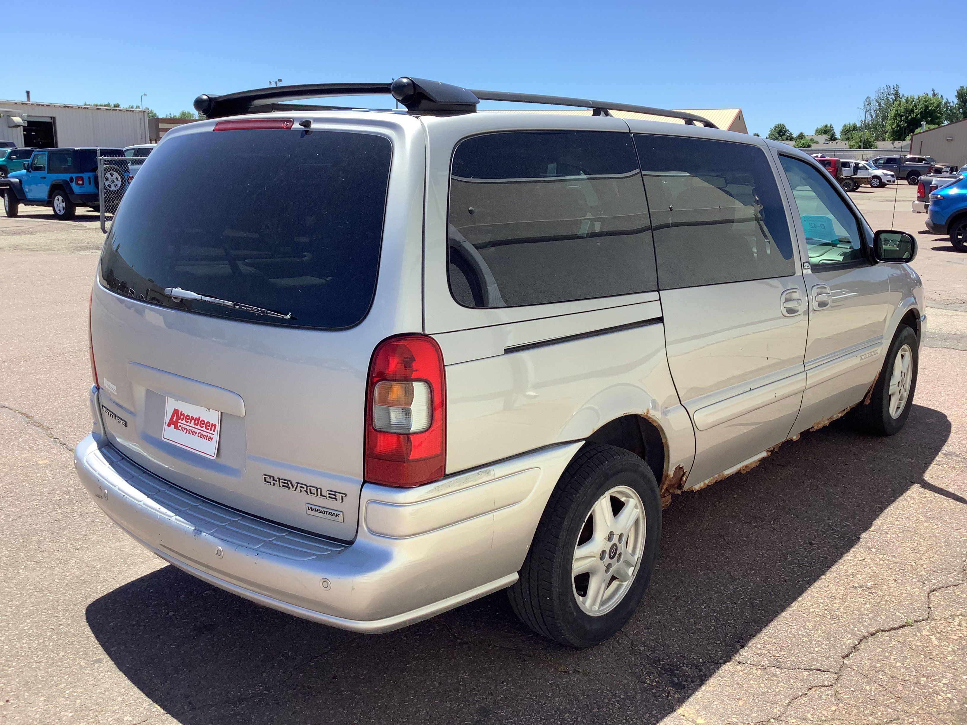 Used 2004 Silver Chevrolet LT image 5