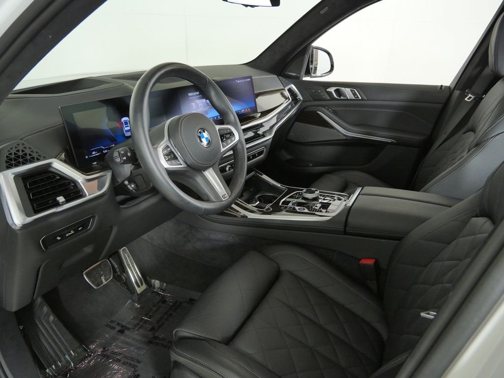 Certified Used 2026 Alpine White BMW xDrive40i image 40